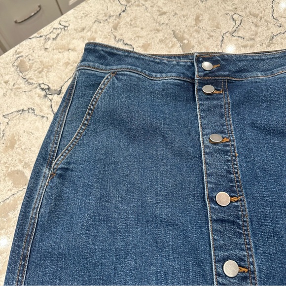 LOFT Midi-Length Denim Skirt, Size 12 - Picture 6 of 10